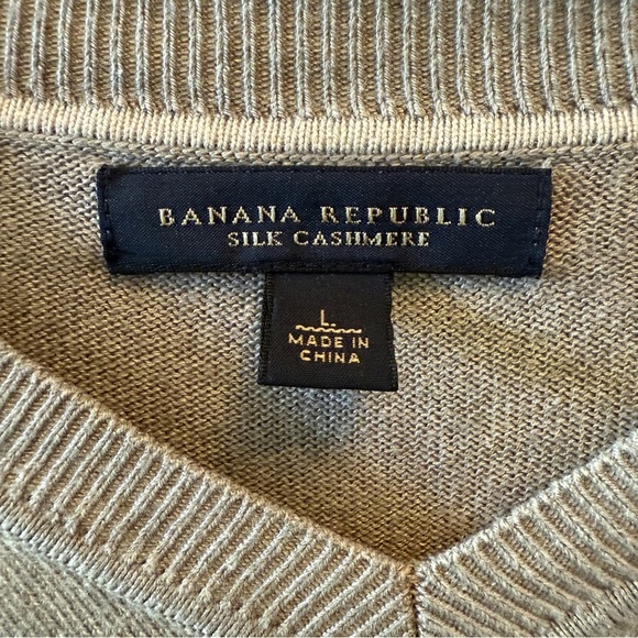 Banana Republic Silk Cashmere Sweater – Men’s Large - Picture 2 of 4